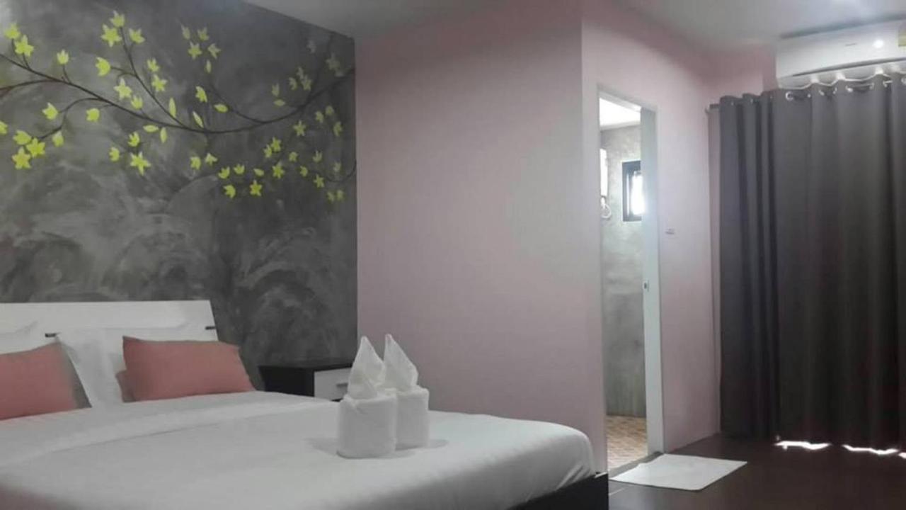 Nalin Place Ranong Szoba fotó
